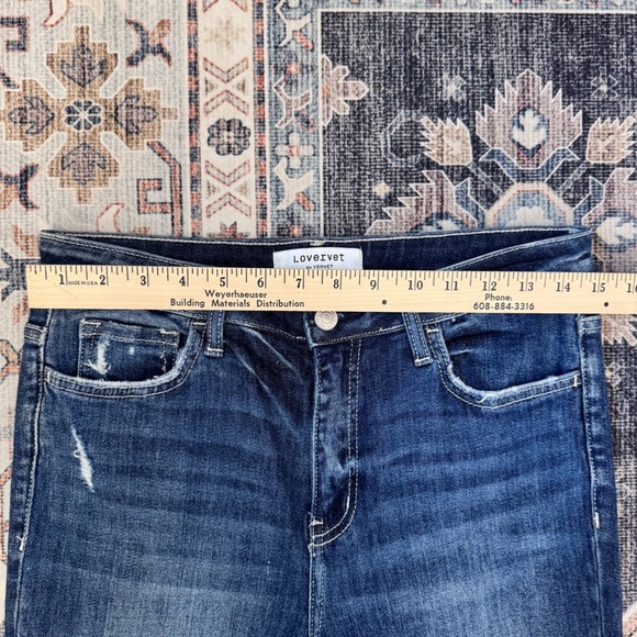NWT Lovervet by Vervet High Rise Flare Jeans Distressed Raw Hem Size 28/7 - Picture 10 of 13